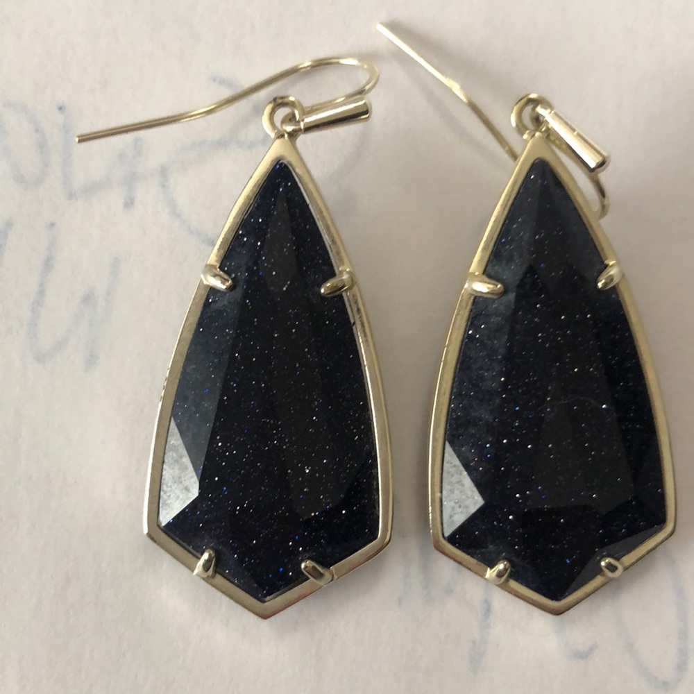 Kendra Scott Carla earnings